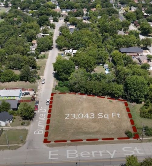 3749 Burnice Dr, Fort Worth, TX, 76119-2307 | Card Image