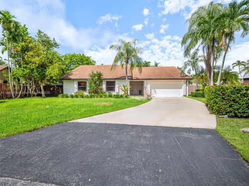 15531 Sw 54th Ter, Miami, FL, 33185-4147 | Card Image