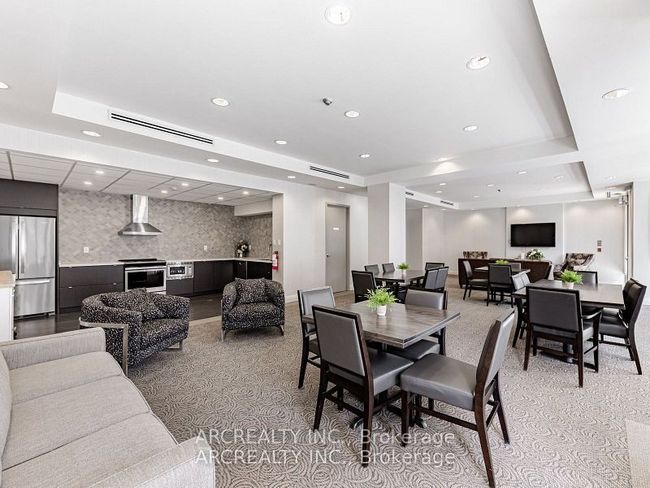 311 - 19 Northern Heights Dr, Condo with 2 bedrooms, 1 bathrooms and 1 parking in Richmond Hill ON | Image 23