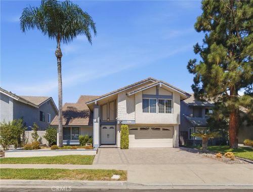 25211 Cinnamon Rd, Lake Forest, CA, 92630-3402 | Card Image