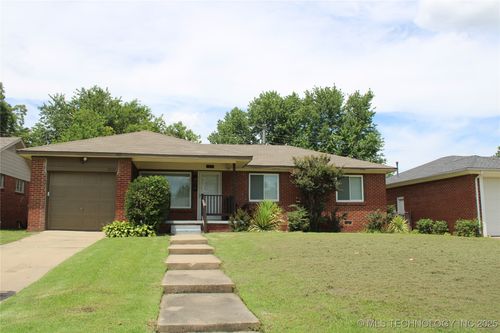 3727 E 29th St, Tulsa, OK, 74114-6129 | Card Image