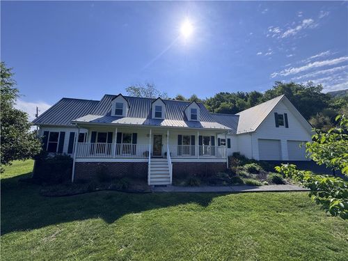 189 Shaw St, Lebanon, VA, 24266-6543 | Card Image