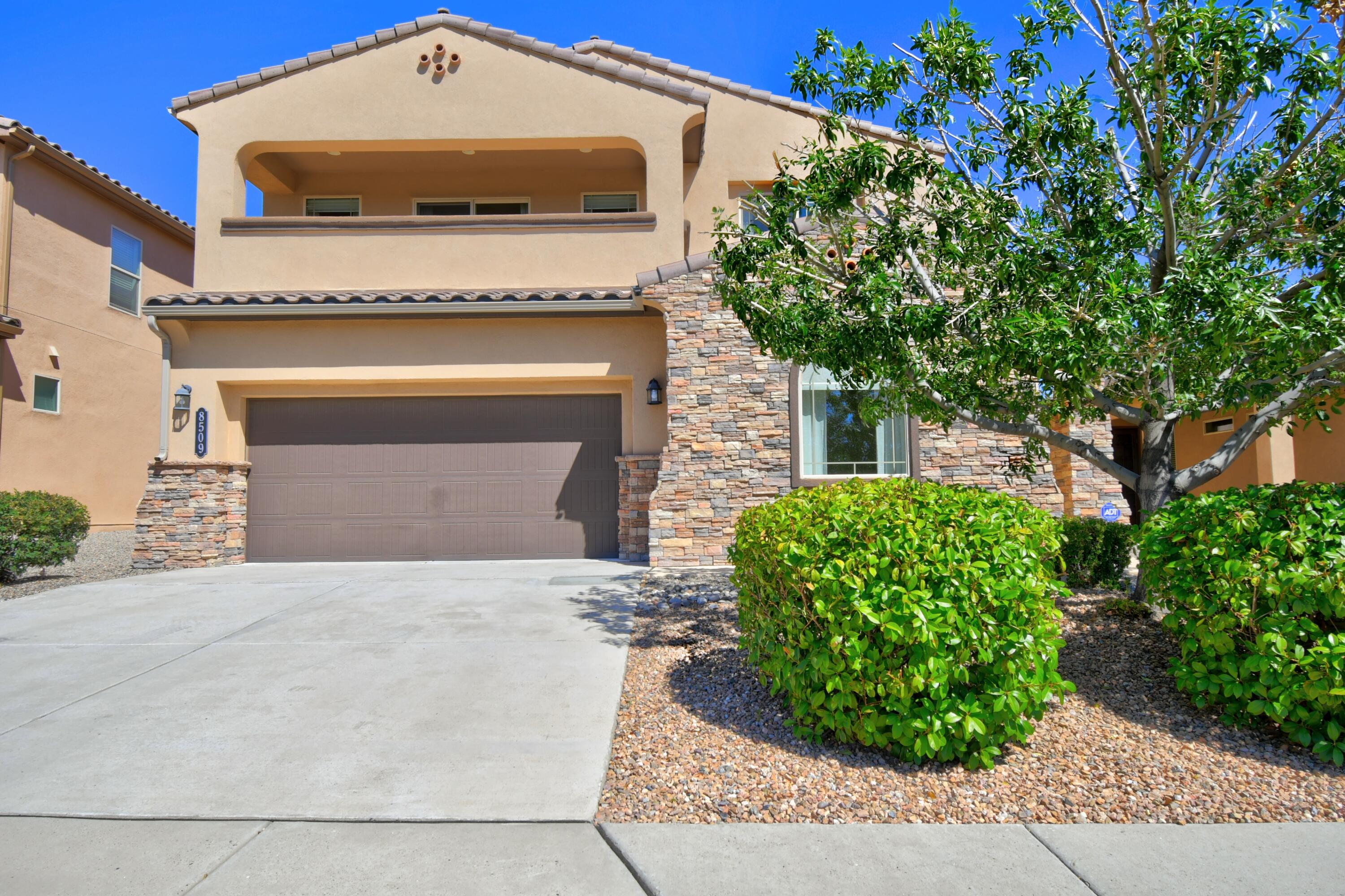 Groundsel Rd, Albuquerque, NM 87120