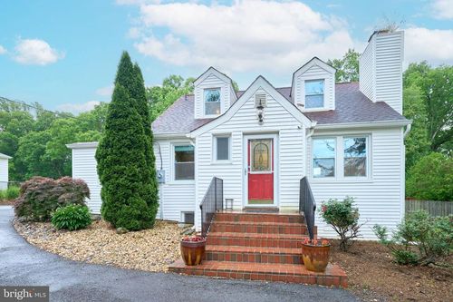 3533 Woodburn Rd, ANNANDALE, VA, 22003-1367 | Card Image