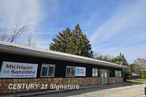 3239 Christy Way Street, Saginaw Charter Township, MI, 48603 | Card Image