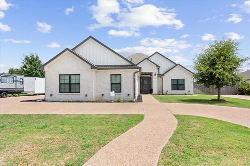 205 Fox Run Ln, Robinson, TX, 76706-6127 | Card Image
