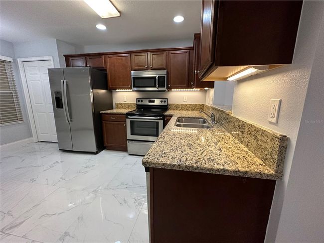 APT-138 - 4663 Sw 48 Th Dr, Condo with 2 bedrooms, 3 bathrooms and null parking in Gainesville FL | Image 7