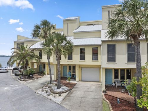 23-8520 Gulf Blvd, Navarre, FL, 32566-7235 | Card Image