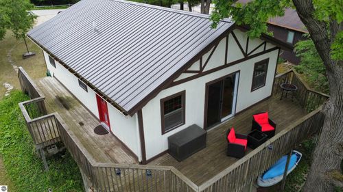 7500 Five Lakes Dr, Farwell, MI, 48622-9493 | Card Image