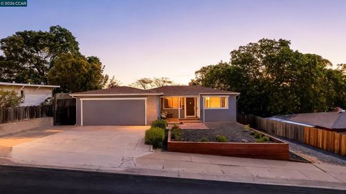 3121 Pine St, Martinez, CA, 94553-4025 | Card Image
