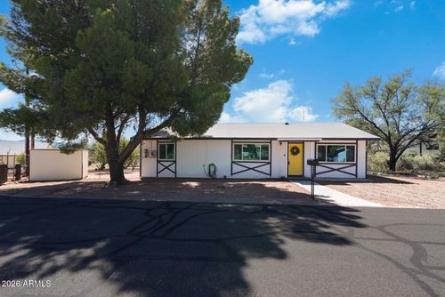 4585 E Valley Ln, Rimrock, AZ, 86335-5805 | Card Image