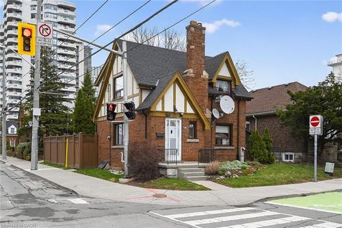 144 Hunter St W, Hamilton, ON, L8P1R1 | Card Image