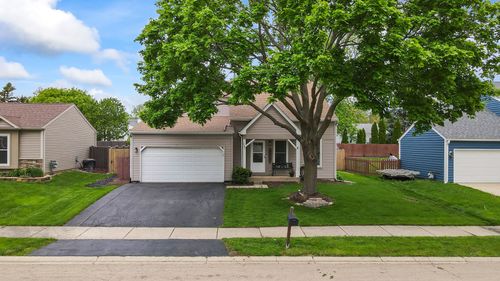 2250 Bannister Ln, Aurora, IL, 60504-6006 | Card Image