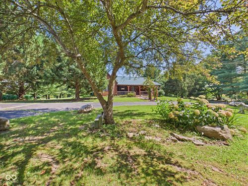 1147 Woods Rd, Richmond, IN, 47374-9409 | Card Image