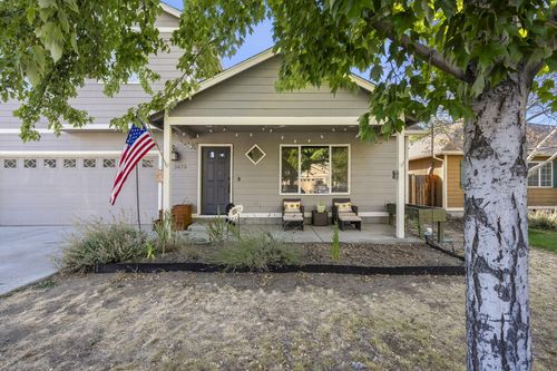 2675 Ne 9th St, Redmond, OR, 97756-1485 | Card Image
