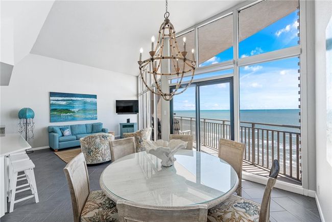 Great room with Gulf View | Image 4