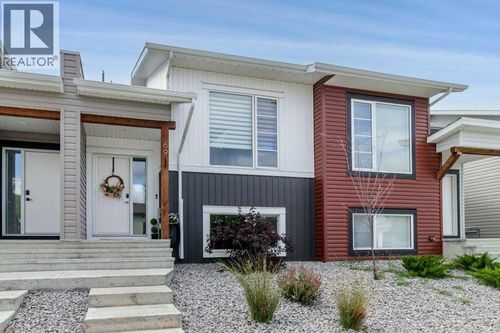 69 Ellington Cres, Red Deer, AB, T4P3E5 | Card Image