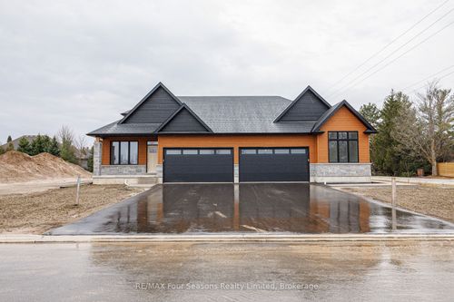 3 Boynton Court, Blue Mountains, ON, N0H2P0 | Card Image