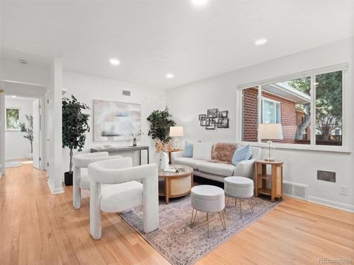 1820 S Saint Paul St, Denver, CO, 80210-3532 | Card Image