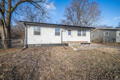 1406 Bel Air Dr, Junction City, KS, 66441-1819 | Card Image