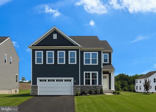 90 Steiner Way, Perkiomenville, PA, 18074-8704 | Card Image