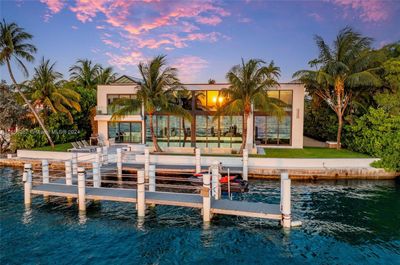 7960 Biscayne Point Cir, House other with 5 bedrooms, 6 bathrooms and null parking in Miami Beach FL | Image 1