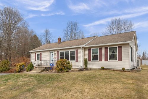 48 Main St, Atkinson, NH, 03811-2519 | Card Image