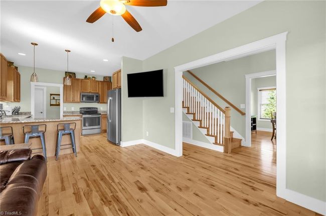 Living Room | Image 9
