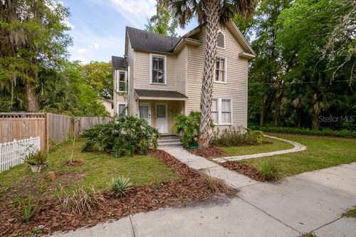 123 Ne 8th St, Gainesville, FL, 32601-5534 | Card Image