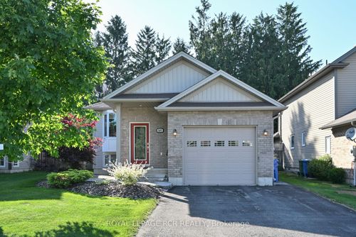 50 Sheffield St, Dundalk, ON, N0C1B0 | Card Image