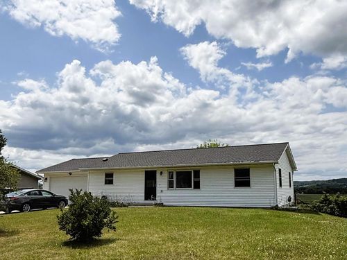 28334 Clary Ln, Richland Center, WI, 53581-6741 | Card Image