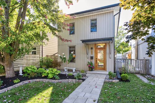 693 Water St, Peterborough, ON, K9H3N4 | Card Image