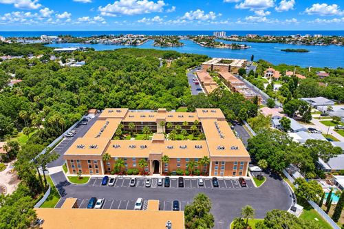 555-12760 Indian Rocks Rd, LARGO, FL, 33774-2321 | Card Image