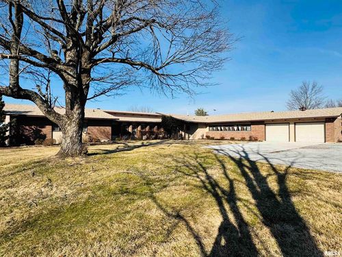800 S Green St, Anna, IL, 62906-1110 | Card Image