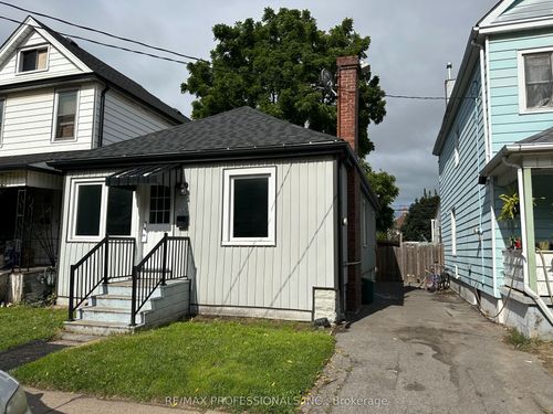 lower-167.5 Grosvenor Ave N, Hamilton, ON, L8L7S7 | Card Image