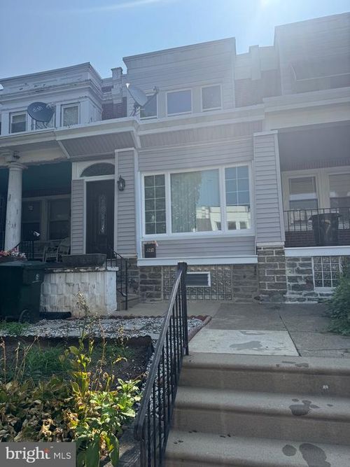 5737 N Marshall St, PHILADELPHIA, PA, 19120-2215 | Card Image