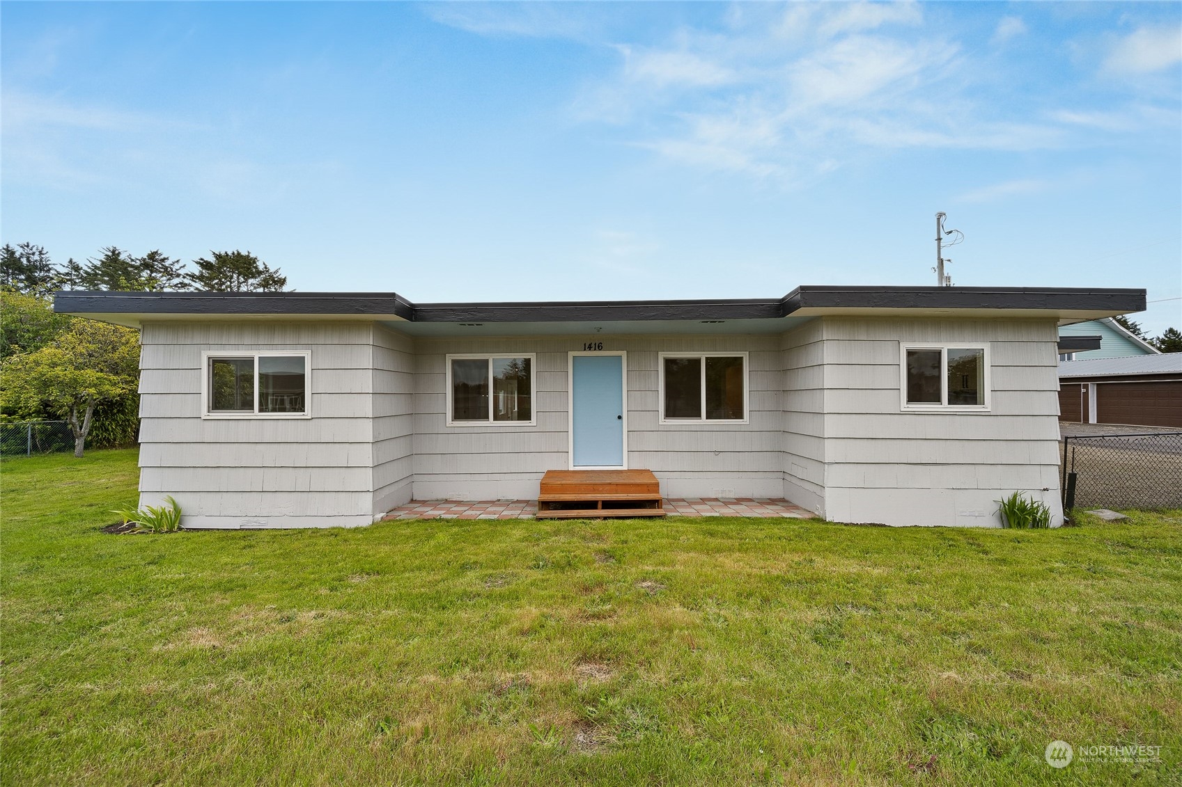 Washington Ave, Long Beach, WA 98631