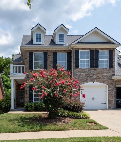 809 Barrington Place Dr, Brentwood, TN, 37027-4391 | Card Image