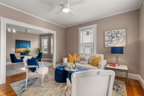 97 Bow St, Arlington, MA, 02474-2722 | Card Image