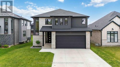 69 Royal Crescent, Southwold (Talbotville), ON, N5P3T2 | Card Image