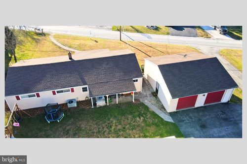 120 Kohler Mill Rd, NEW OXFORD, PA, 17350-9434 | Card Image