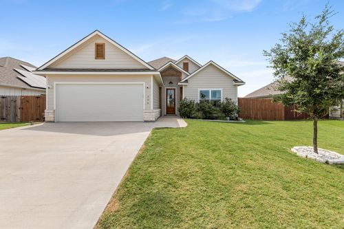 304 Brazos Bnd, Somerville, TX, 77879-1129 | Card Image
