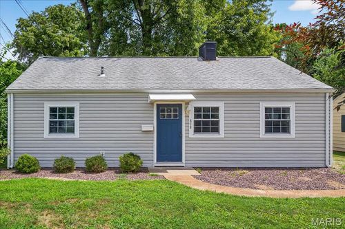 416 N 40th St, Belleville, IL, 62226-5827 | Card Image