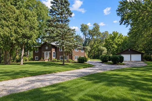 4512 S Ridgeway Rd, Ringwood, IL, 60072-9607 | Card Image