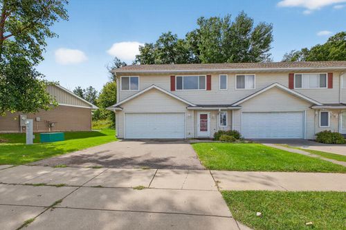998 Hewitt Blvd, Red Wing, MN, 55066-2852 | Card Image