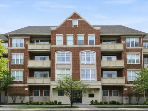 310-77 N Quentin Rd, Palatine, IL, 60067-4821 | Card Image