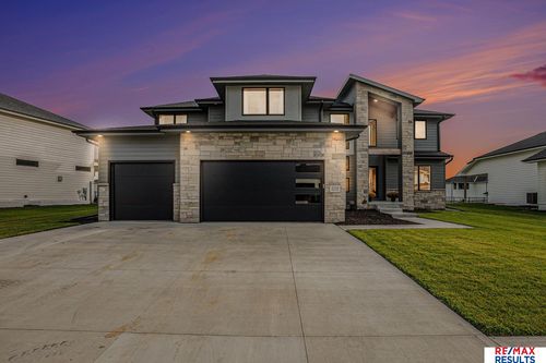 21119 Ellison Ave, Elkhorn, NE, 68022-4267 | Card Image