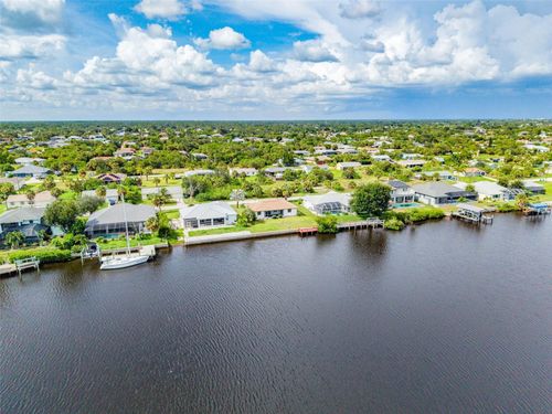 18422 Arapahoe Cir, PORT CHARLOTTE, FL, 33948-9513 | Card Image