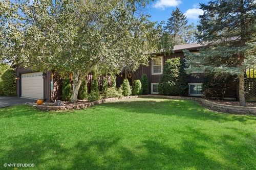 28855 N Garland Rd, Wauconda, IL, 60084-1013 | Card Image