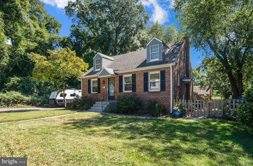 9109 48th Pl, COLLEGE PARK, MD, 20740-1821 | Card Image